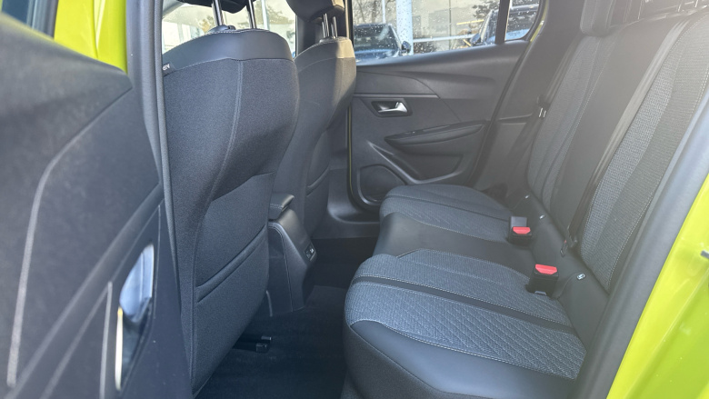 Peugeot 208 1.2 PureTech 100 Allure 5dr Petrol Hatchback